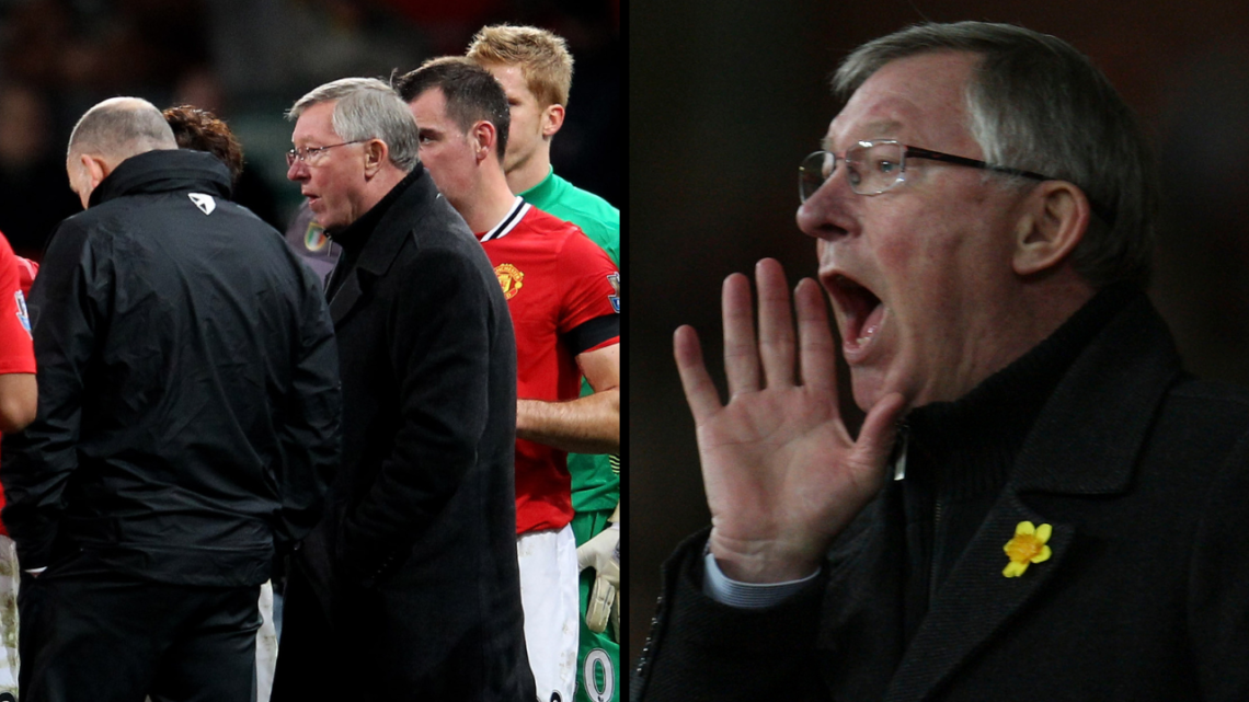 MANCHESTER, ENGLAND - NOVEMBER 30: Manchester United Manager Sir Alex Ferguson speaks to his players prior to extra time during the Carling Cup Qua...