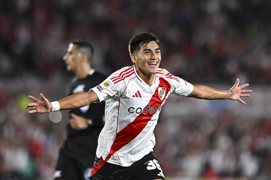 River Plate v Rosario Central - Torneo Apertura Betano 2025