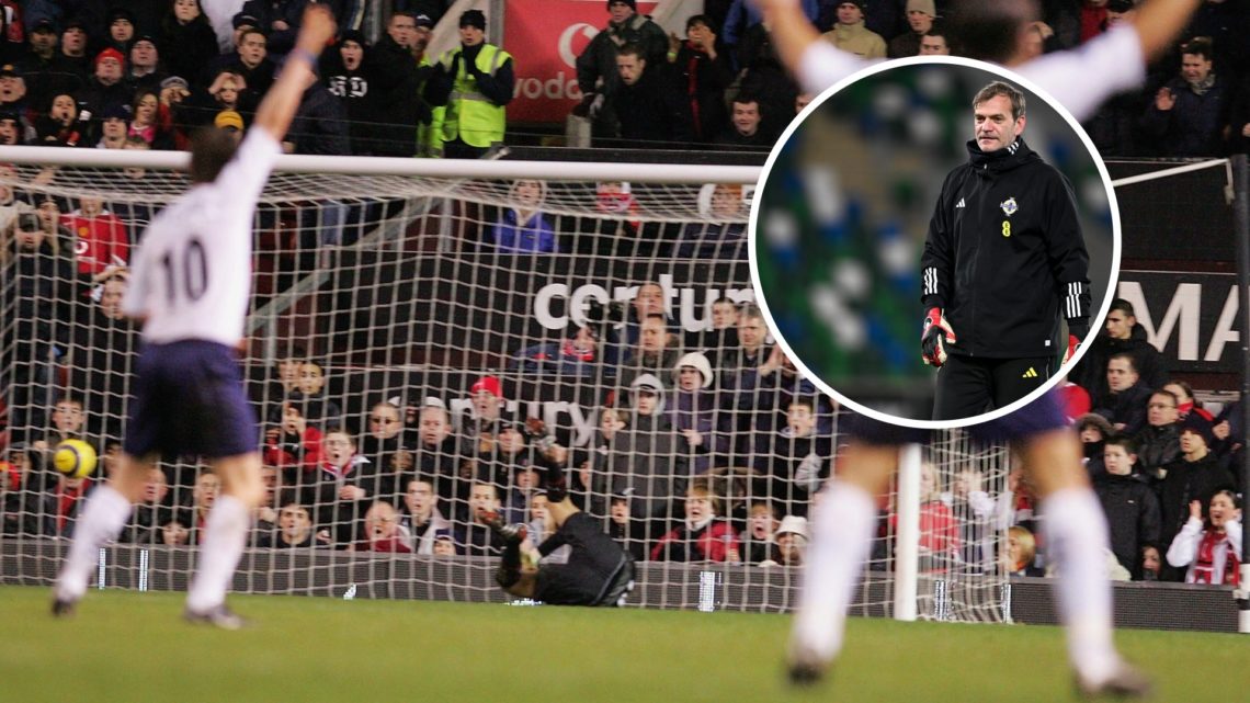 Roy Carroll split image Pedro Mendes goal