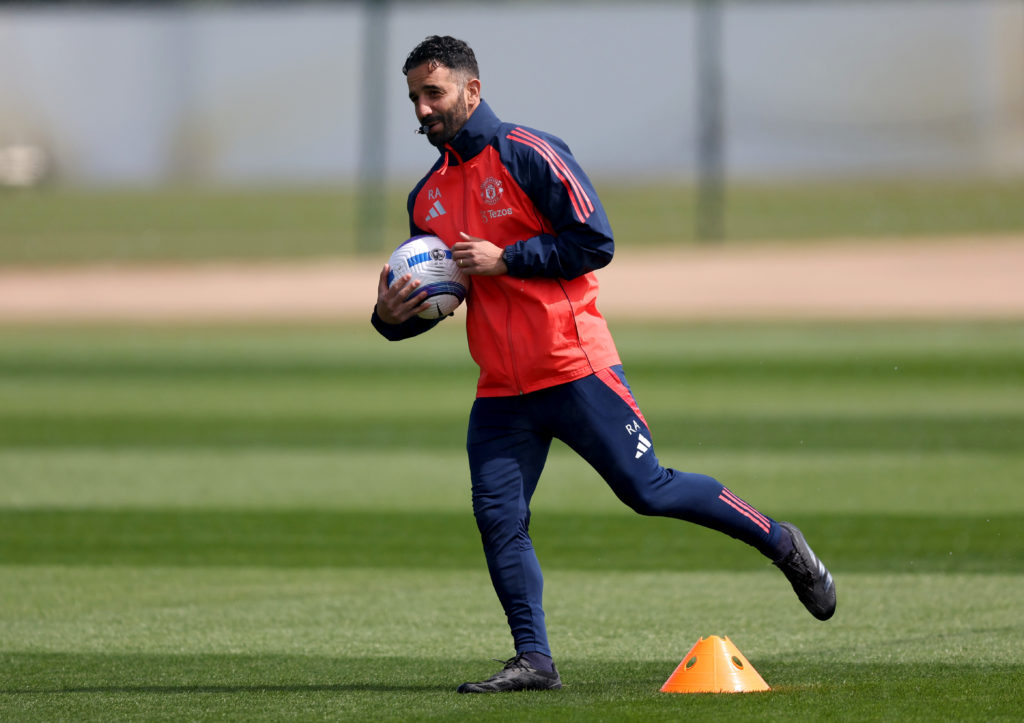 Ruben Amorim running in Manchester United training.