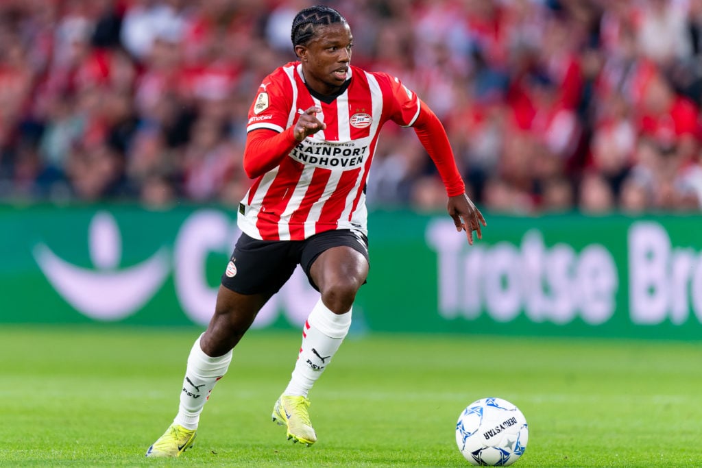 Manchester United player Tyrell Malacia in action for PSV.