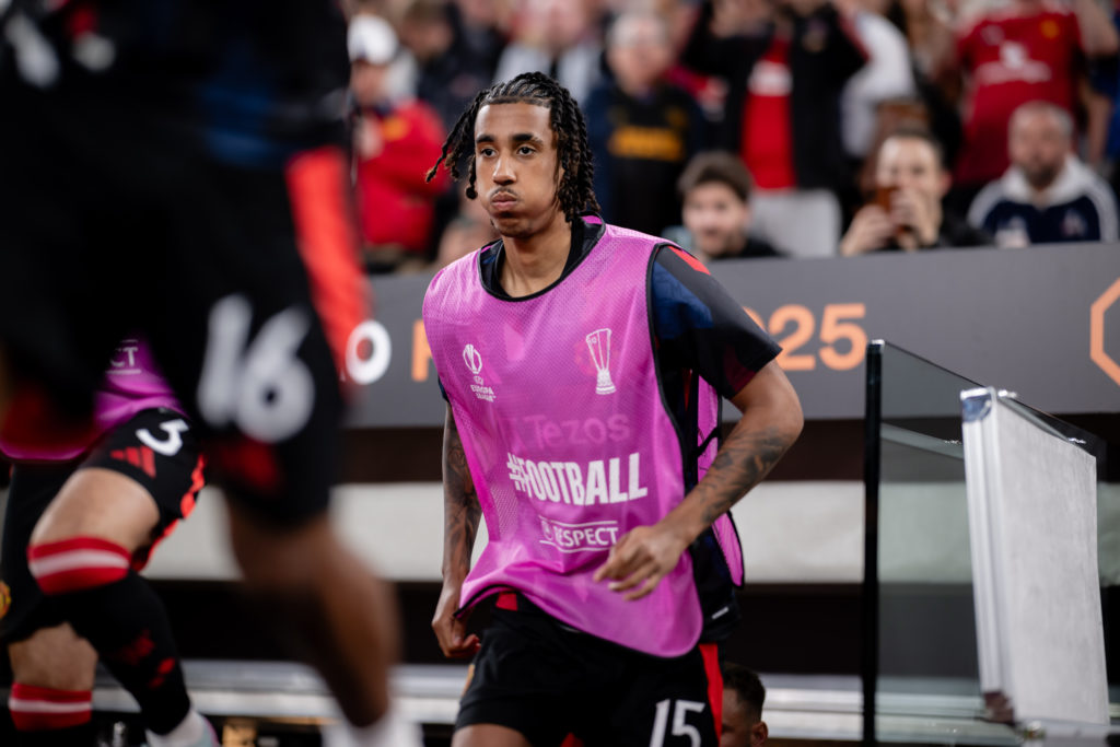 Leny Yoro of Manchester United warms up ahead of the 2025 UEFA Europa League final between Tottenham Hotspur and Manchester United at the Estadio de San Mames on May 21, 2025 in Bilbao, Spain.