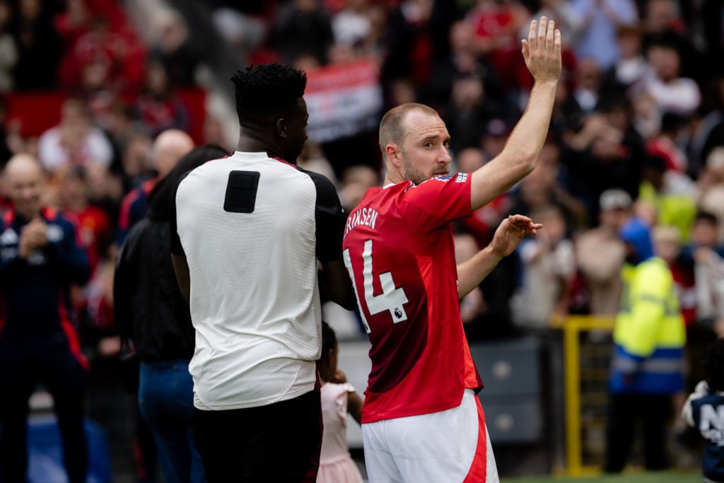 Christian Eriksen waving goodbye to Manchester United