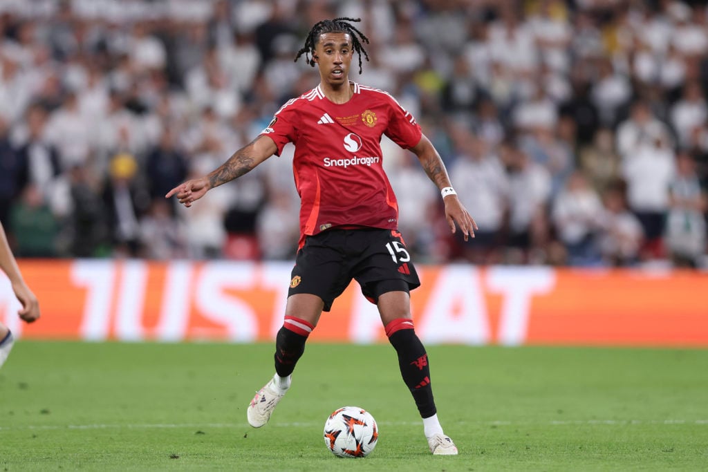 Leny Yoro playing against Tottenham in the Europa League final