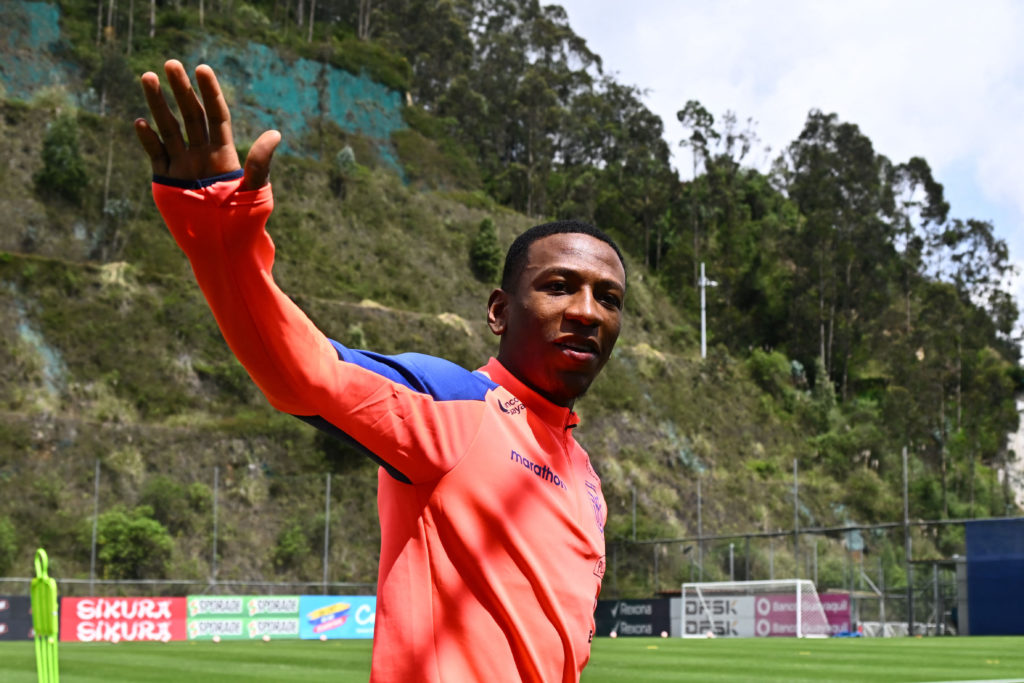 Pervis Estupinan during an Ecuador training session.