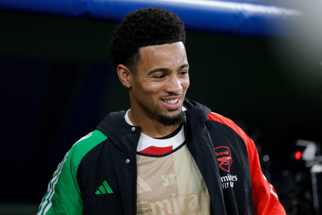 Ethan Nwaneri in Arsenal training jacket and bib.