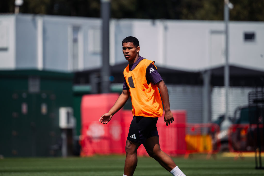 Diego Leon training with Manchester United