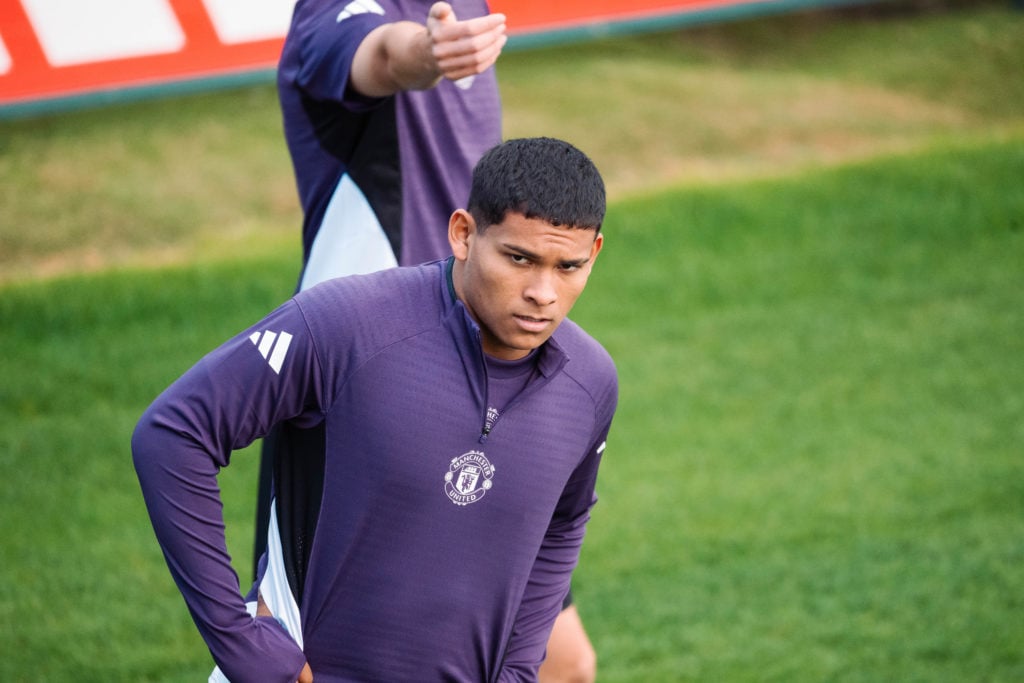 Diego Leon begins pre-season preparations at Manchester United.