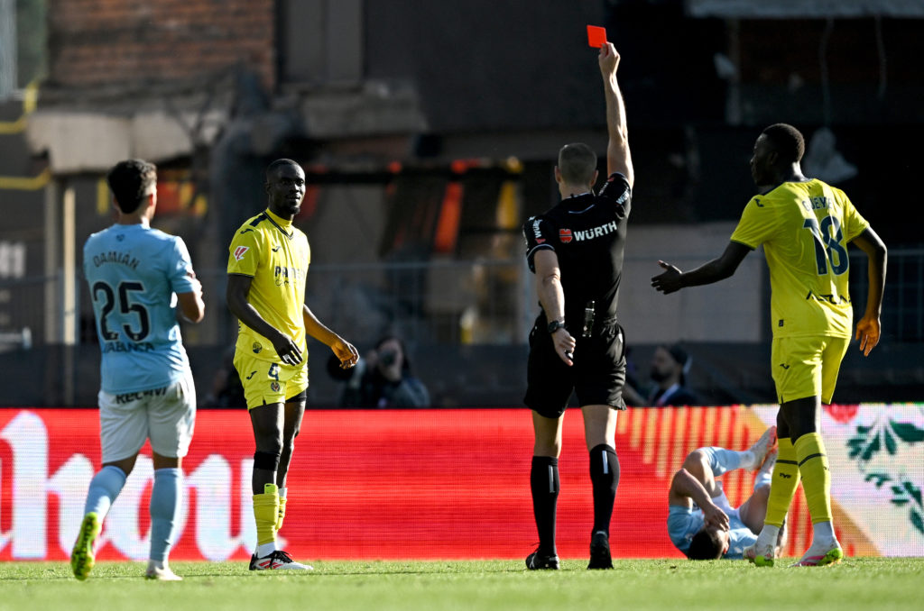 Eric Bailly sent off against Celta Vigo