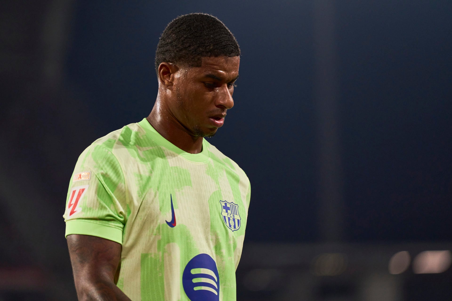 Barcelona send message to Marcus Rashford's camp as loan cancellation ...