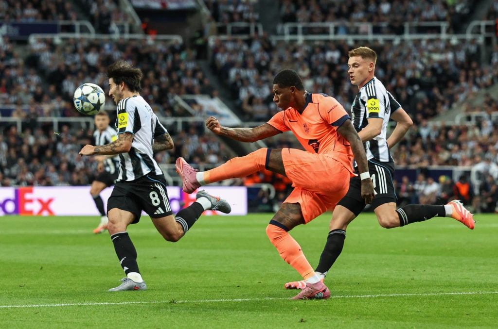 Marcus Rashford takes shot for Man Utd vs Newcastle