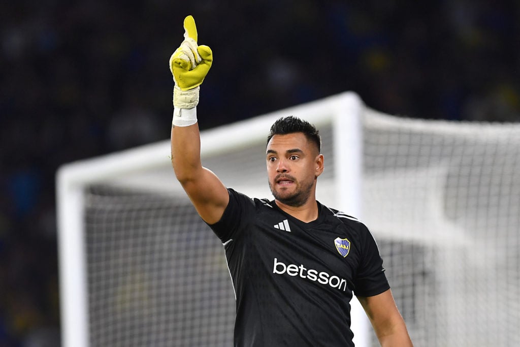 Sergio Romero in Boca Juniors goalkeeper kit