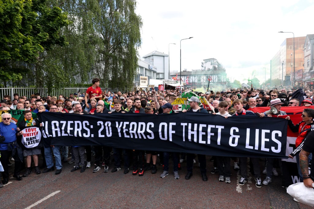 Manchester United fans protest