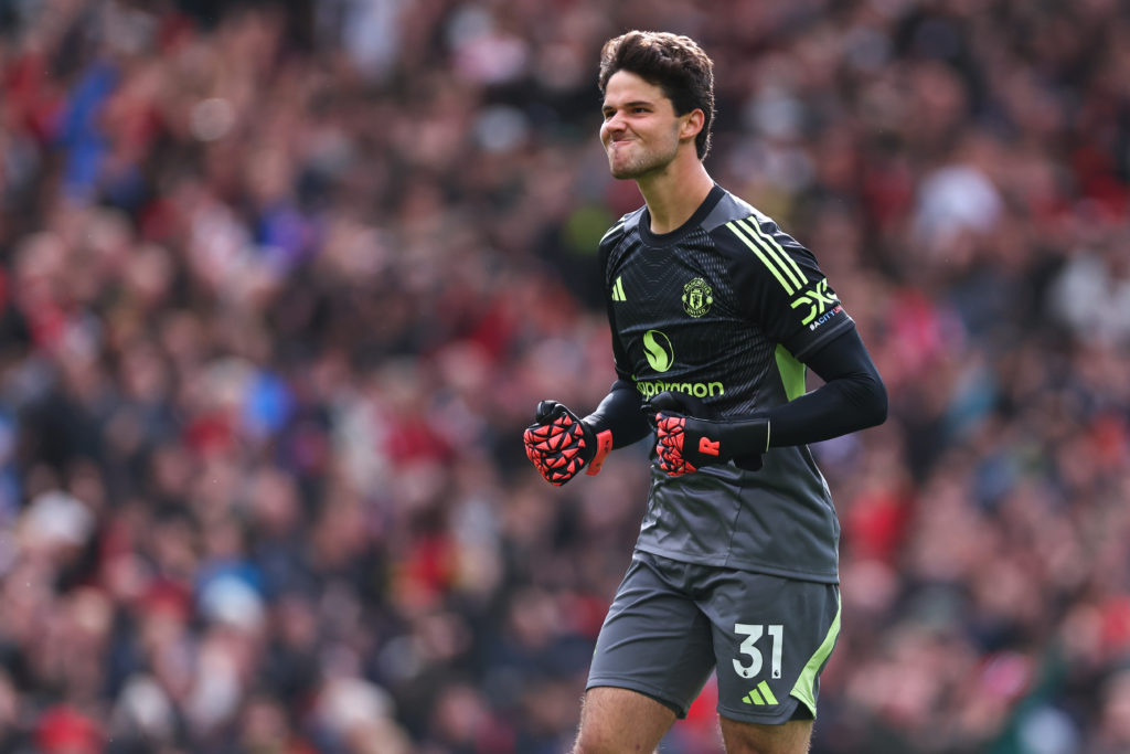 Senne Lammens during his Manchester United debut