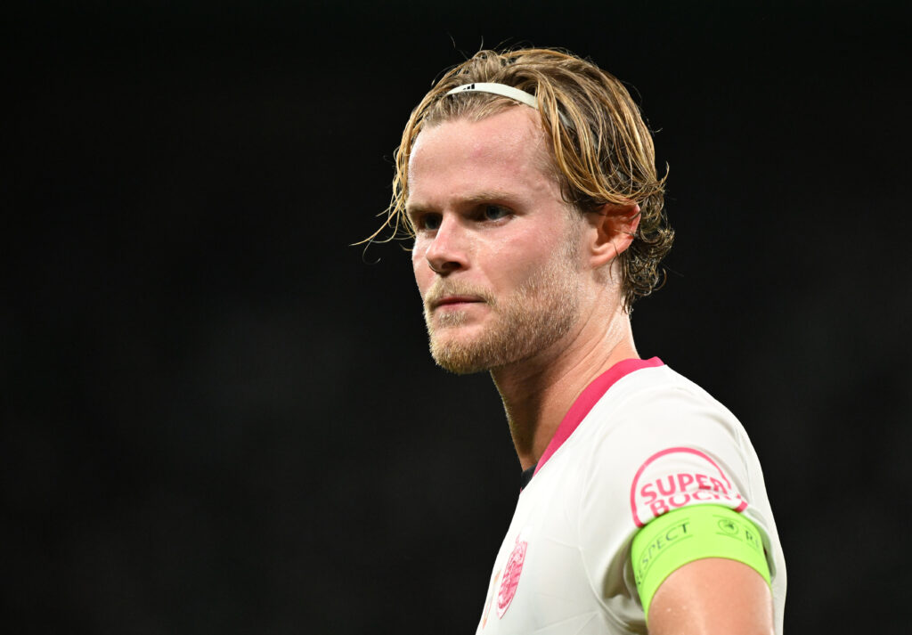 Morten Hjulmand playing in the Champions League