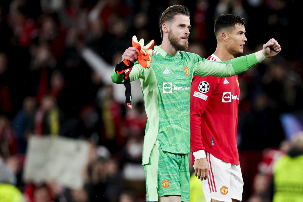 David de Gea and Cristiano Ronaldo walk off the pitch