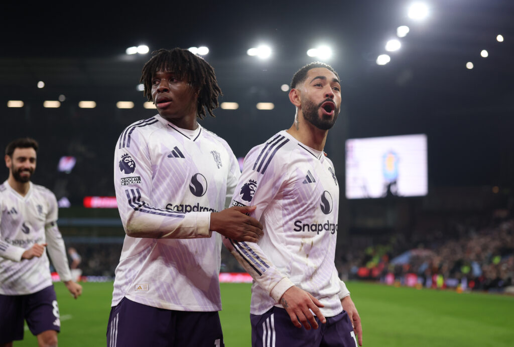 Matheus Cunha and Patrick Dorgu celebrate for Manchester United.