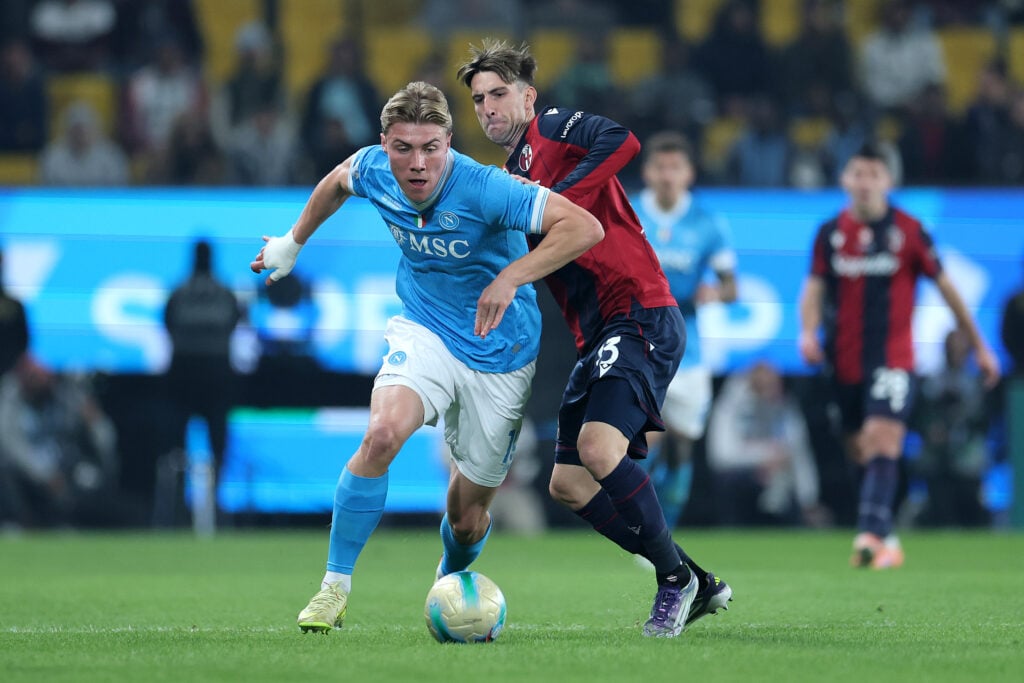 Rasmus Hojlund playing against Bologna