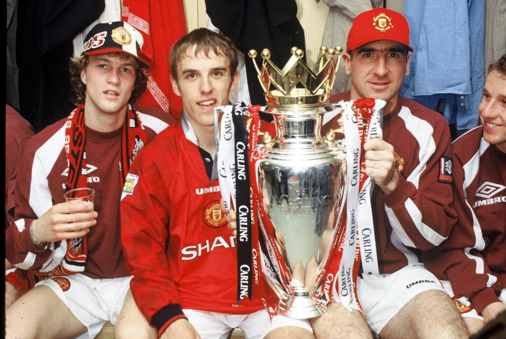 Jordi Cruyff, Phil Neville and Eric Cantona with the Premier League trophy