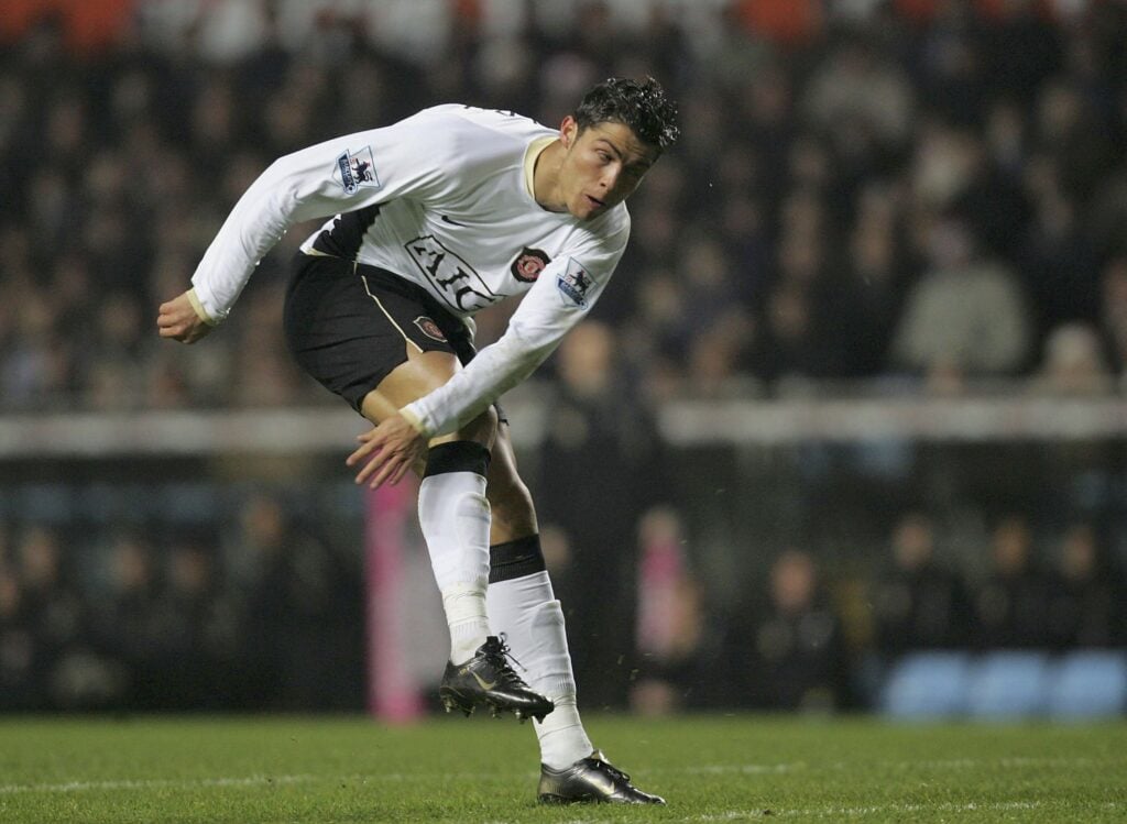 Cristiano Ronaldo scores goal vs Aston Villa, 2006