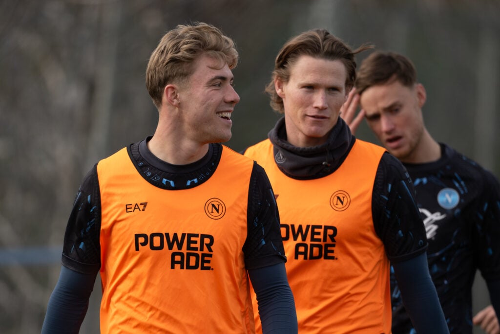 Rasmus Hojlund training with Scott McTominay at Napoli