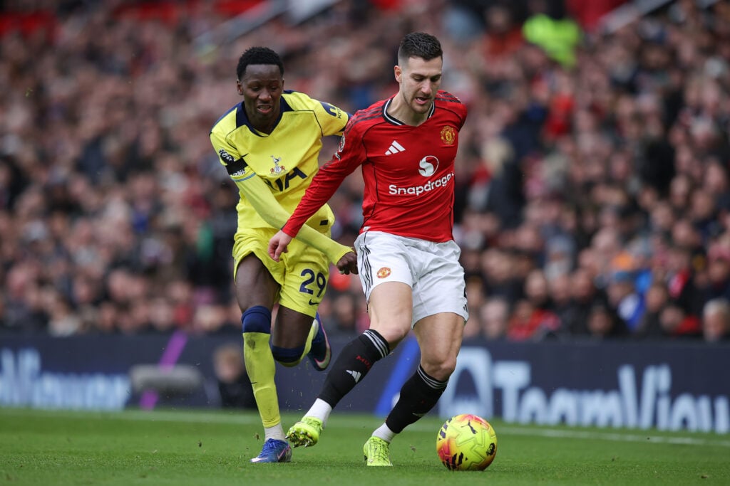 Diogo Dalot dribbling with the ball for Manchester United vs Spurs.
