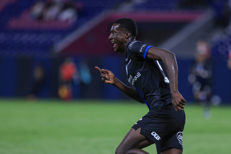 Photo by Franklin Jacome/Agencia Press South/Getty Images