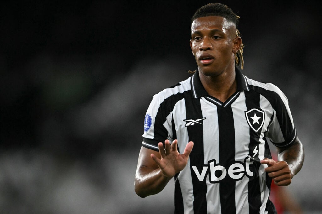 Danilo playing for Botafogo
