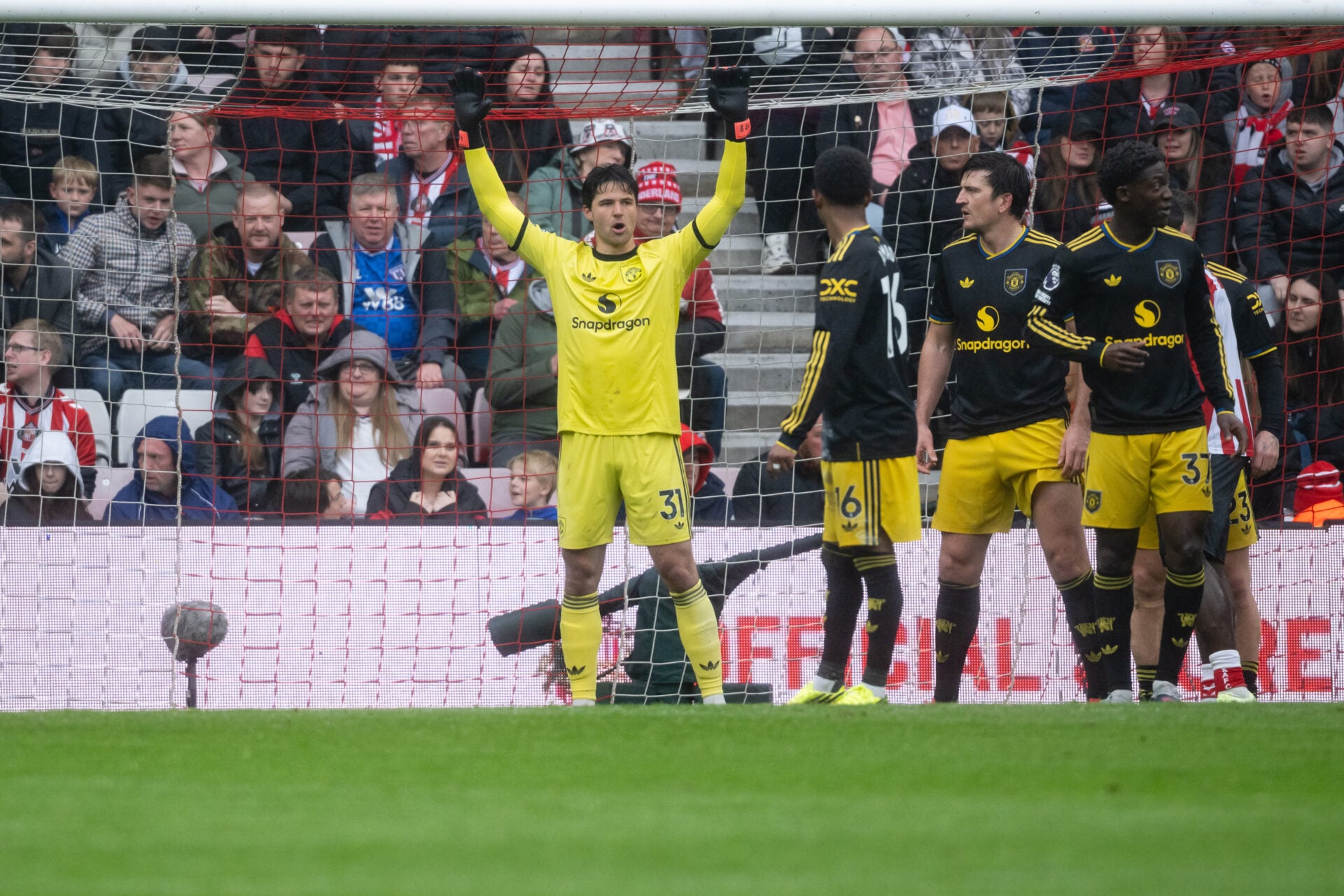 Edwin van der Sar says people getting one thing wrong about Senne Lammens, he was sure of it