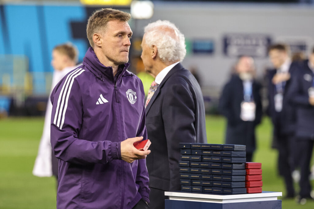 Darren Fletcher collects medal after losing FA Youth Cup final