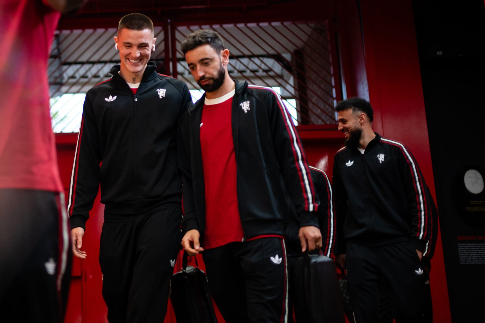 Benjamin Sesko names Man Utd's TWO best players other than Bruno Fernandes in 2025/26 season