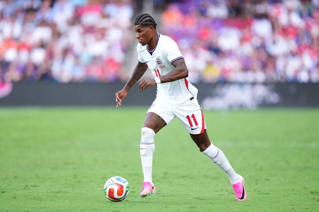 Marcus Rashford jogando contra a Costa Rica