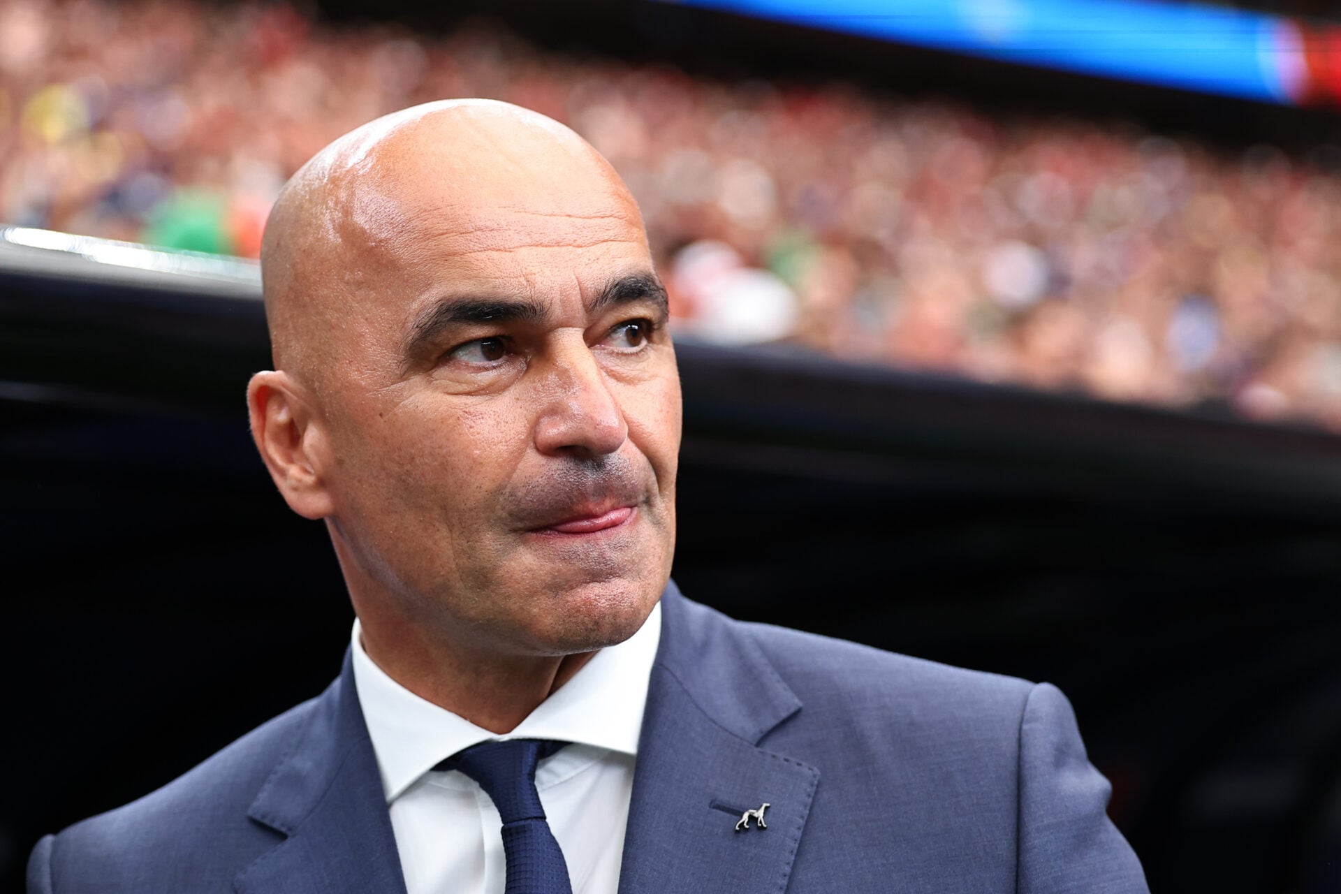 Erik ten Hag está ligando. O seleccionador de Portugal, Roberto Martinez, está demasiado assustado para tomar a decisão. Erik ten Hag está ligando. O seleccionador de Portugal, Roberto Martinez, está demasiado assustado para tomar a decisão.