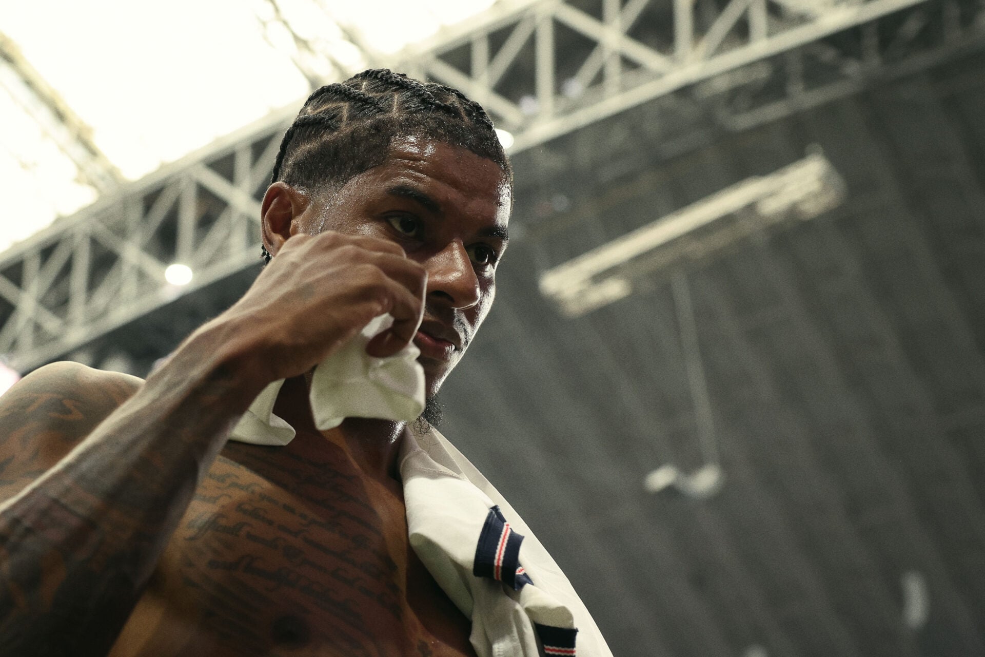 O Manchester United enfrenta uma ‘oferta baixa’ por Marcus Rashford de um clube da Premier League depois que uma transferência para o Barcelona fracassou