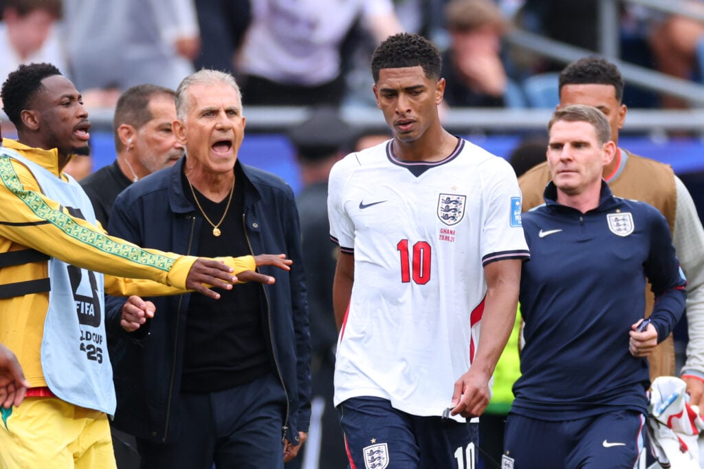 Carlos Queiroz gritando com Jude Bellingham