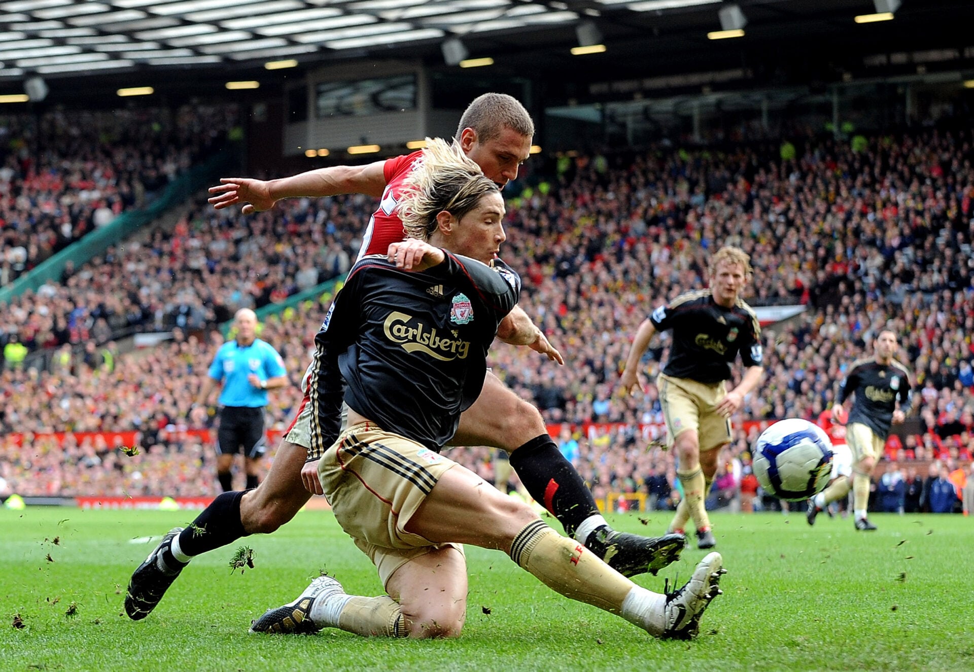 Forget Fernando Torres, Nemanja Vidic now names three ‘more difficult’ opponents he faced at Man Utd. Informative update.