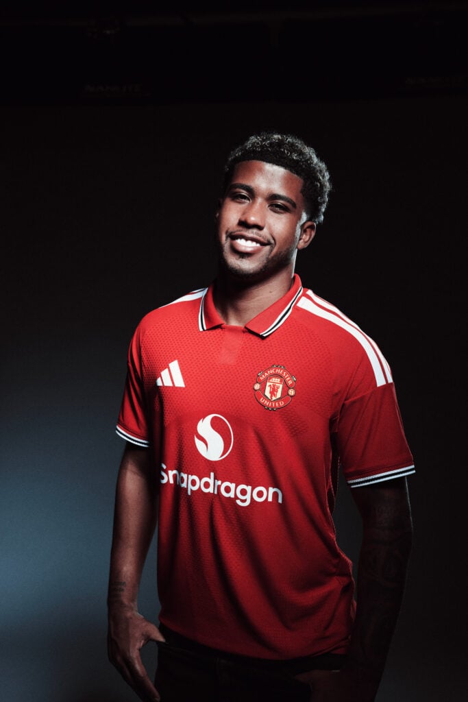 Manchester United revela nova contratação, Andrey Santos