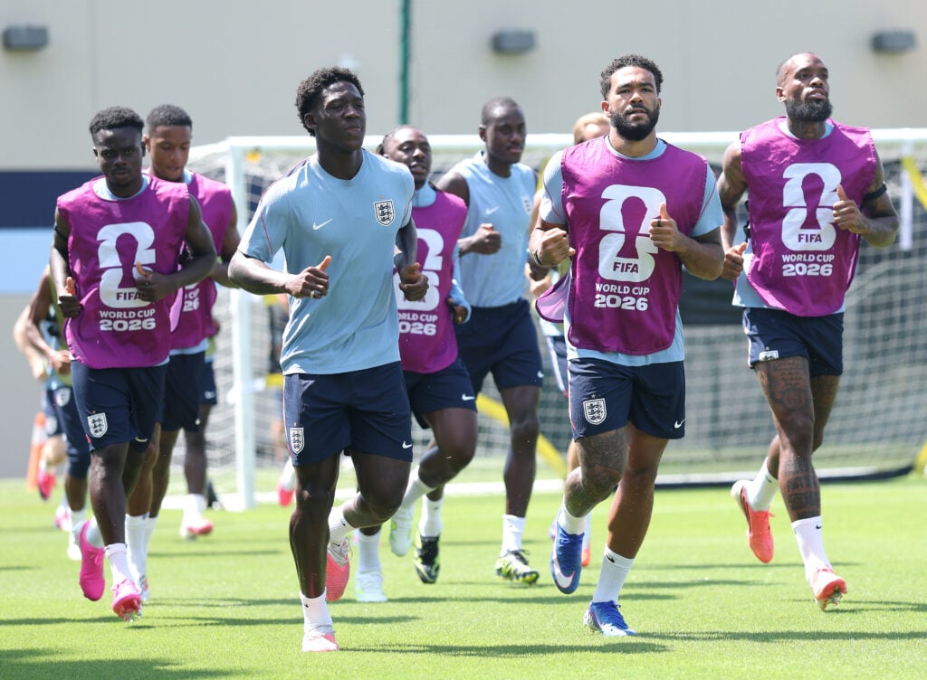 Kobbie Mainoo trains with England